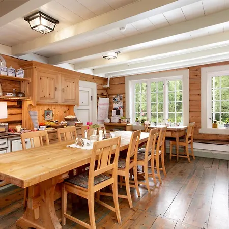 Inn Jaunsen Gjestgjevarstad