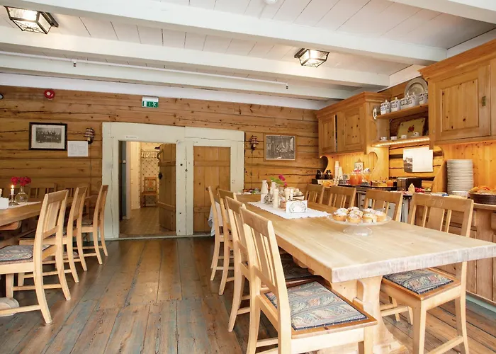 Han/Misafirhane Jaunsen Gjestgjevarstad *